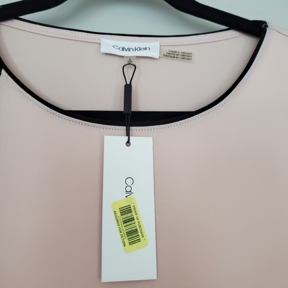 Calvin Klein Blush Color Block Top - Picture 5 of 10